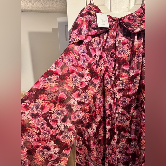 NEW Mikael Aghal Floral Cold Shoulder Pleated Gown Fuschia Pink Size 18 Plus NWT - Picture 9 of 9